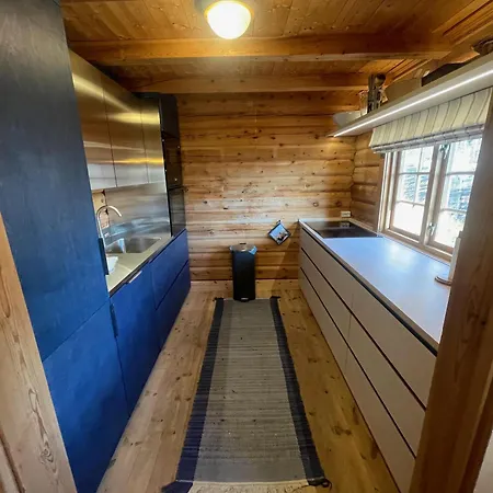 Perfectly Located Timber For 6-8 Guests * Beitostolen