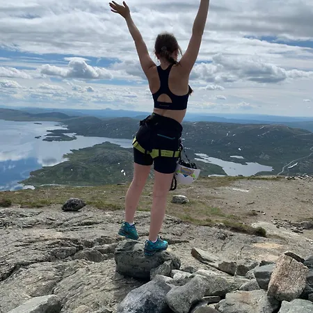 Perfectly Located Timber For 6-8 Guests Nyaraló