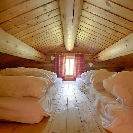 Perfectly Located Timber For 6-8 Guests Nyaraló Beitostolen