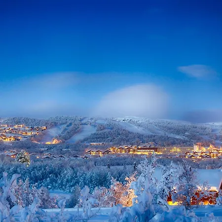 Perfectly Located Timber For 6-8 Guests Beitostolen